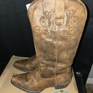 Roper Embroidered Cowboy Boots